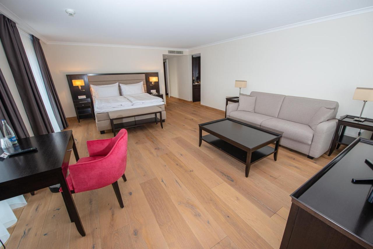 Hotel La Prairie, Swiss Bike Hotel อีแวร์ดง-เล-แบ็ง ภายนอก รูปภาพ