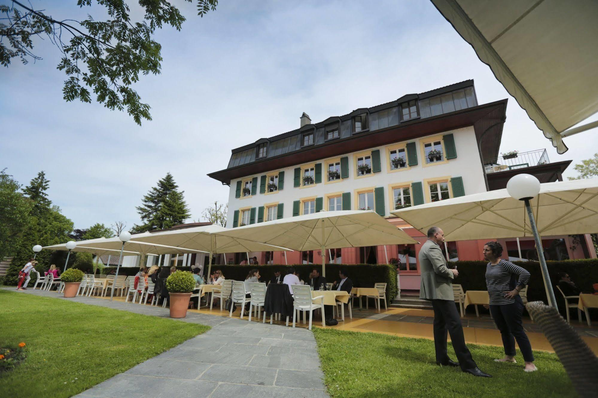 Hotel La Prairie, Swiss Bike Hotel อีแวร์ดง-เล-แบ็ง ภายนอก รูปภาพ